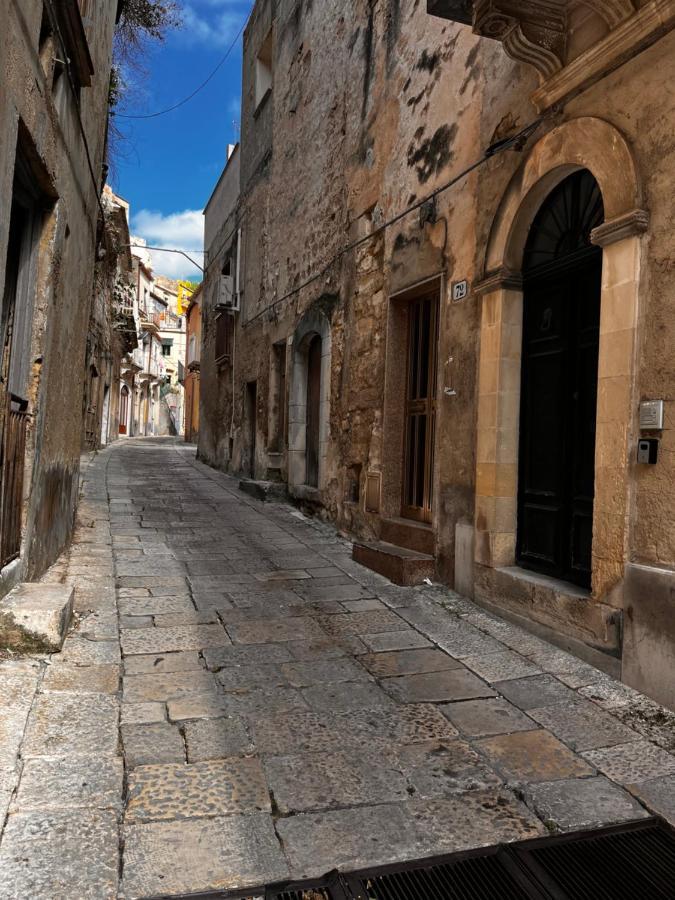 Appartamento BAROCCO-Casa in via Giusti Ragusa Esterno foto